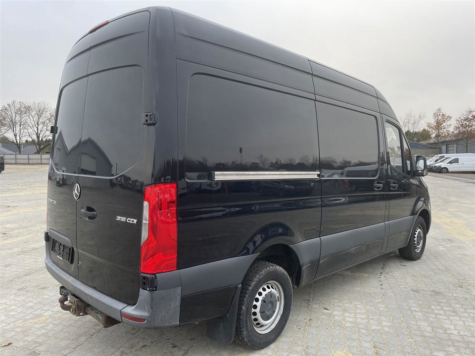 Mercedes Sprinter 316 2,2 CDi A2 Kassevogn RWD