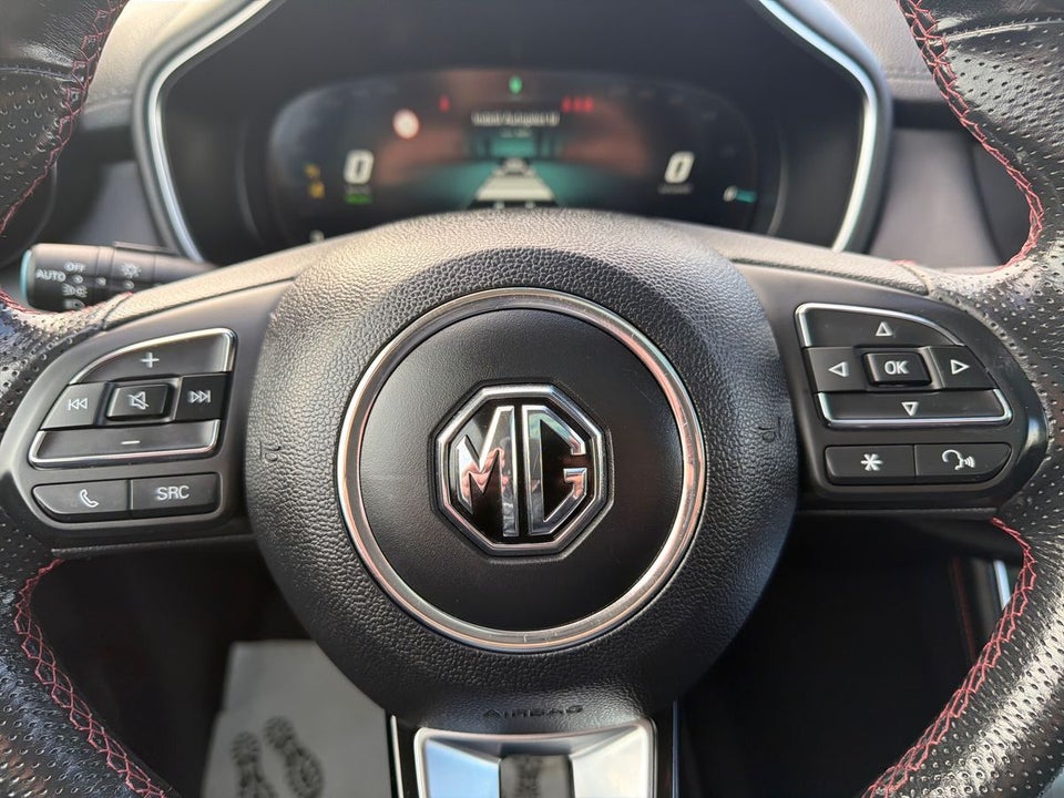 MG EHS 1,5 PHEV Luxury 5d