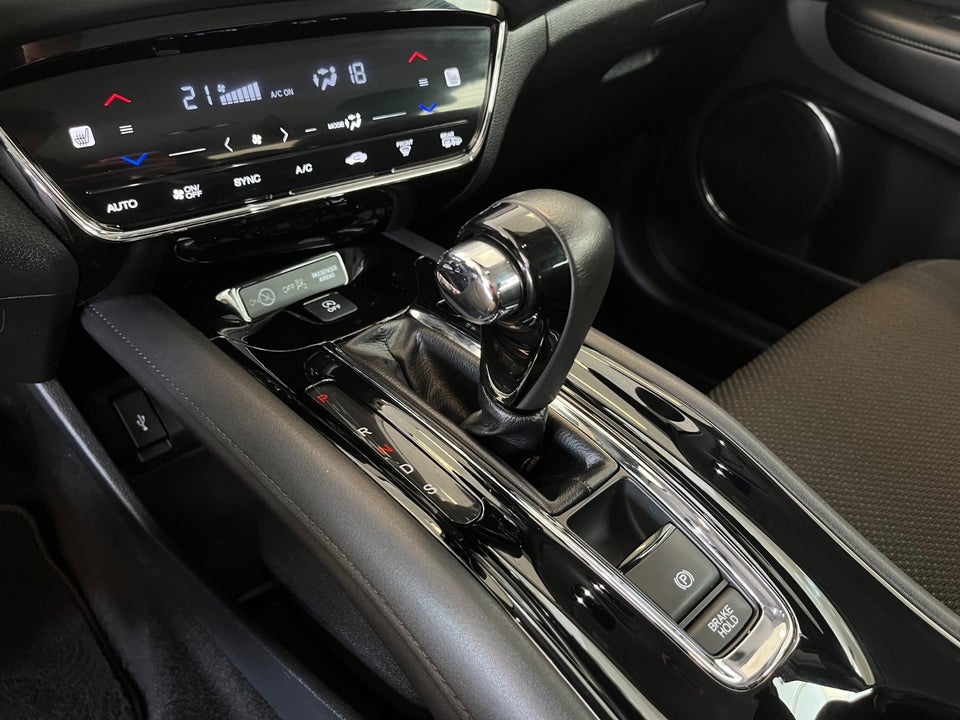 Honda HR-V 1,5 i-VTEC Elegance CVT 5d