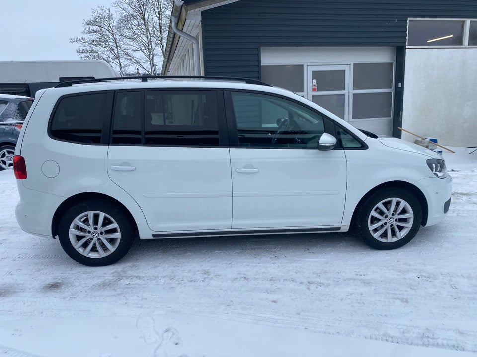 VW Touran 1,6 TDi 105 Comfortline DSG BMT 7prs 5d