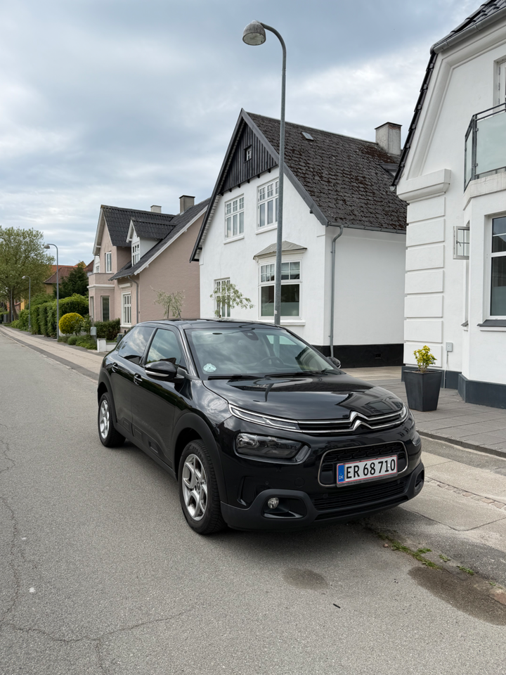 Citroën C4 Cactus 1,2 PureTech 110 Iconic 5d