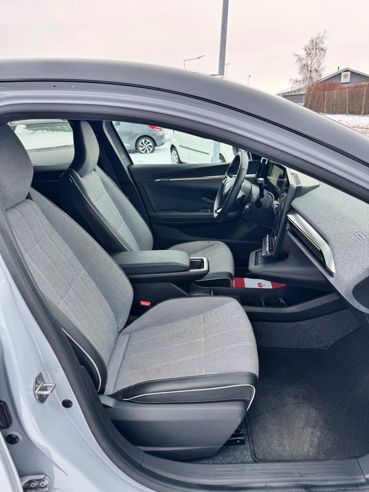 Renault Megane E-Tech 60 Techno 5d