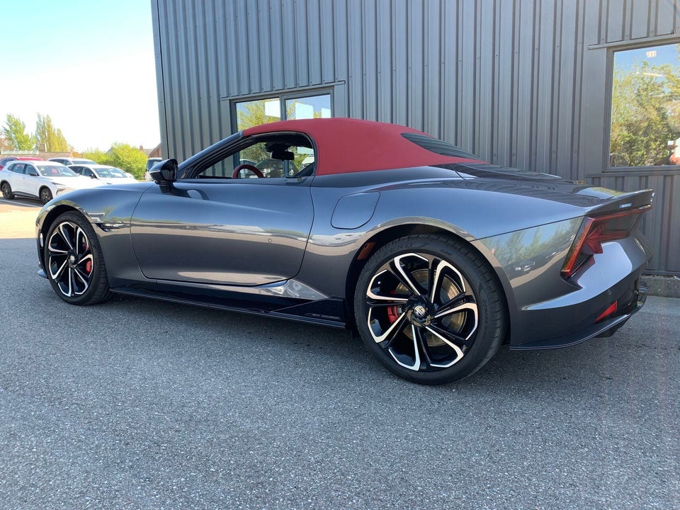 MG Cyberster GT Performance 2d