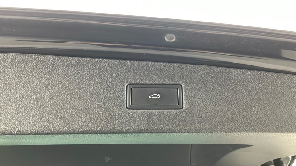 VW Tiguan 1,4 eHybrid Elegance DSG 5d