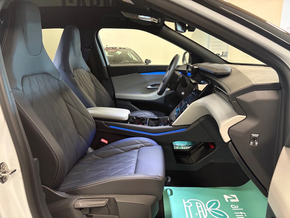 Ford Capri 82 Premium Extended Range 5d