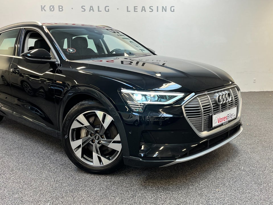 Audi e-tron 55 quattro 5d