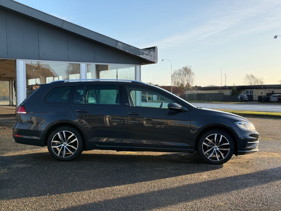 VW Golf VII 1,5 TSi 130 Highline Variant 5d