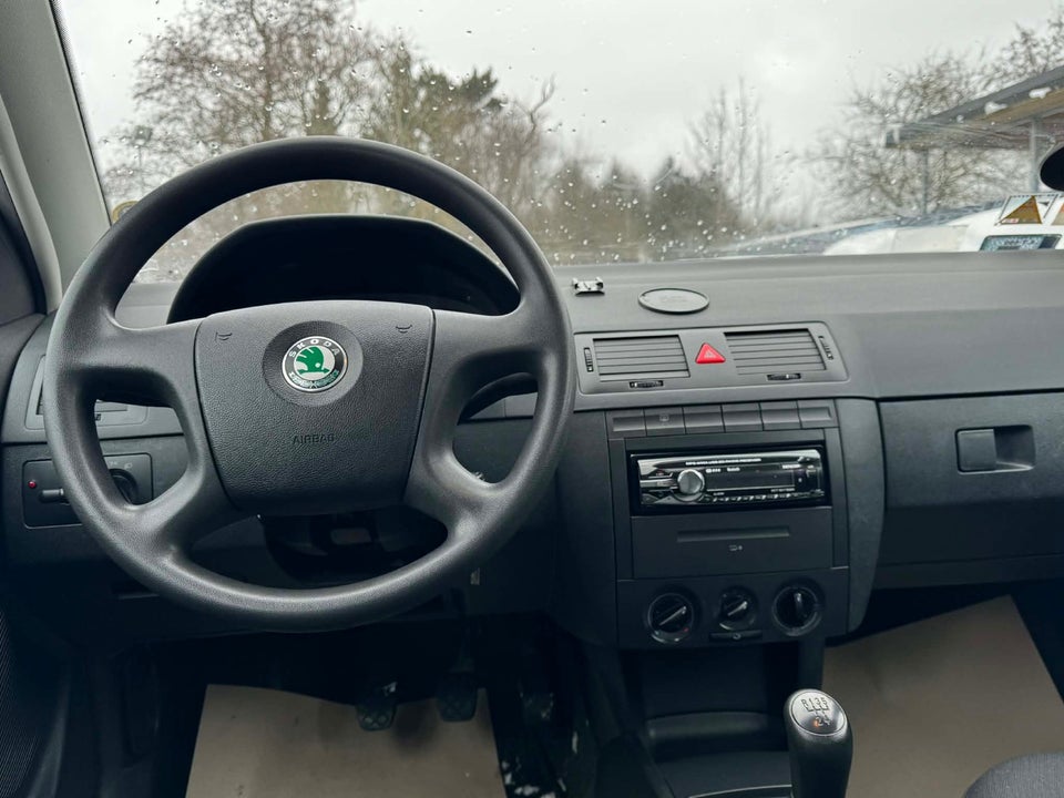 Skoda Fabia 1,2 12V Ambiente 5d