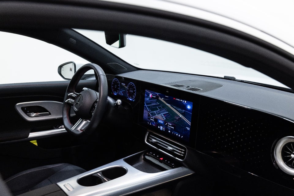 Mercedes CLA250+ EQ AMG Advance Plus 4d