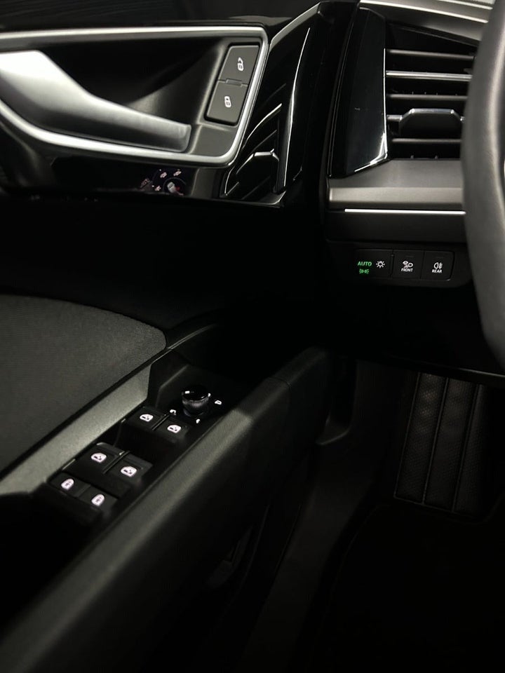 Audi Q4 e-tron 45 S-line 5d