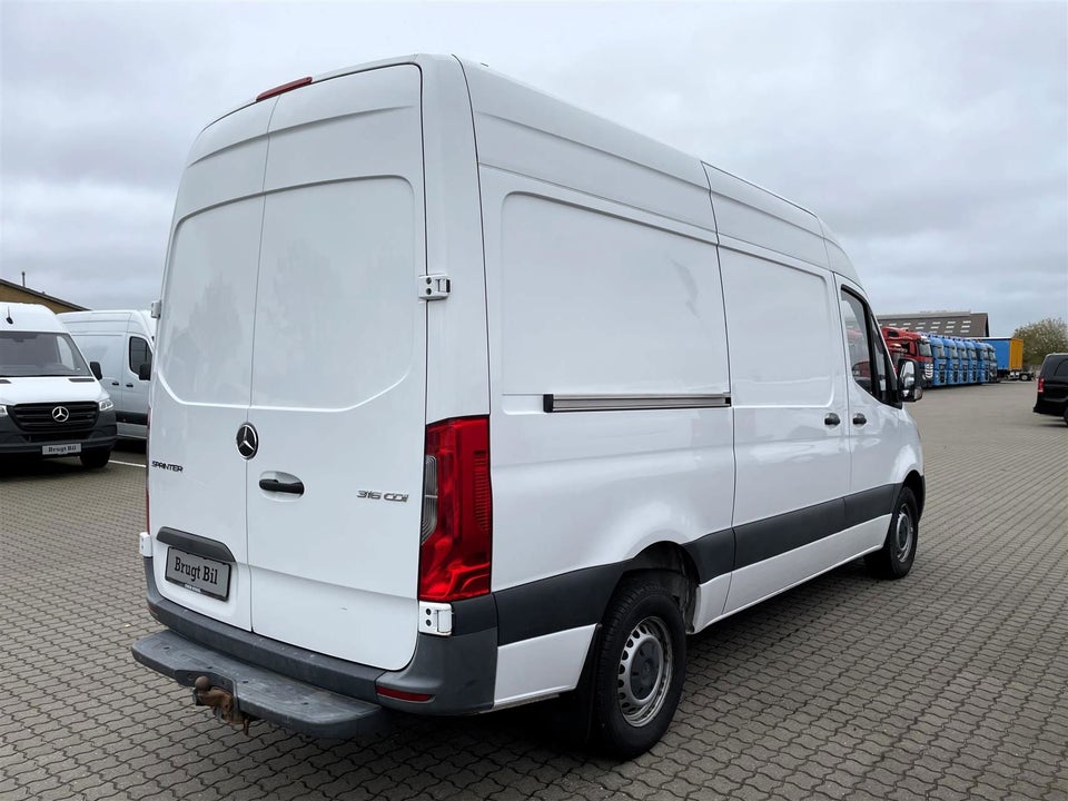 Mercedes Sprinter 316 2,2 CDi A2 Kassevogn RWD