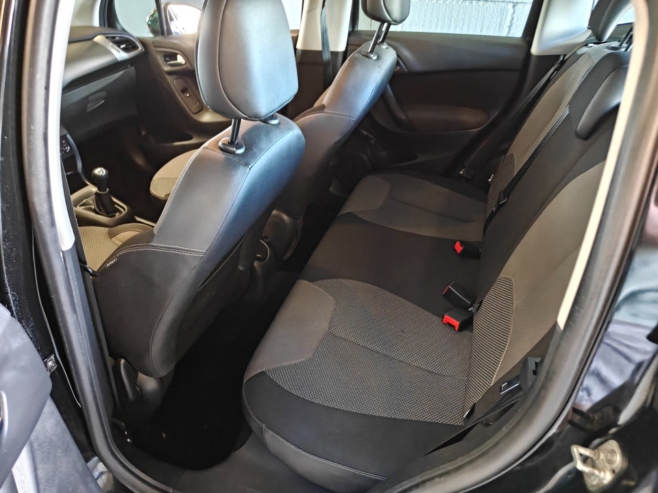 Citroën C3 1,2 PureTech 82 Attraction 5d