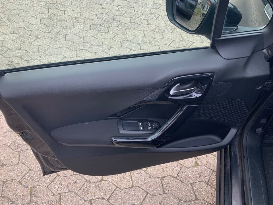 Peugeot 208 1,2 e-VTi 82 Active ESG 5d