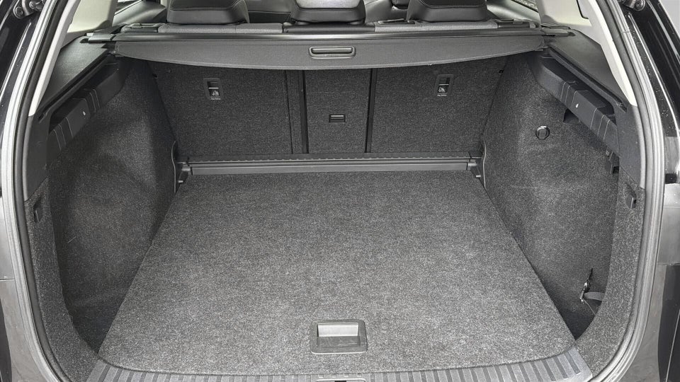 Skoda Enyaq 80 iV Plus 5d