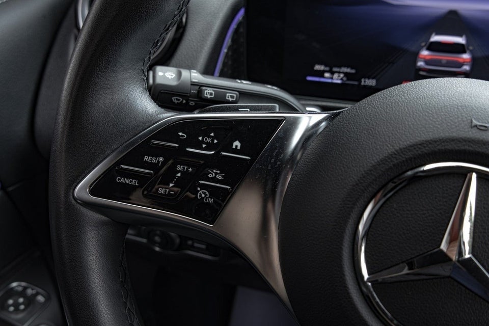 Mercedes EQB300 Progressive 4Matic 7prs 5d