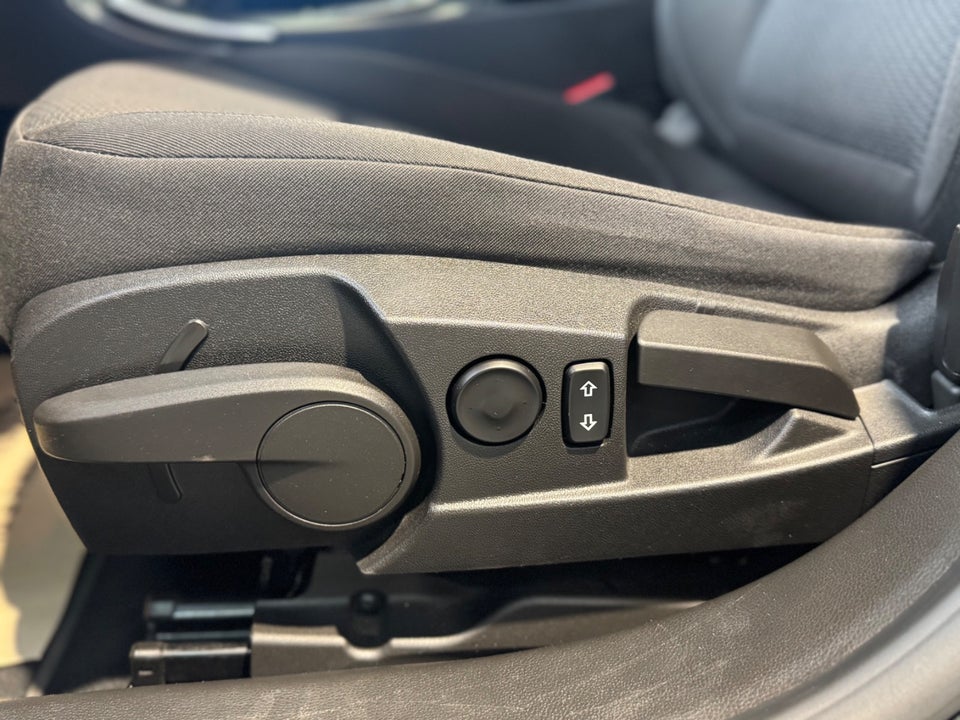 Opel Insignia 1,4 T 140 Edition eco 5d