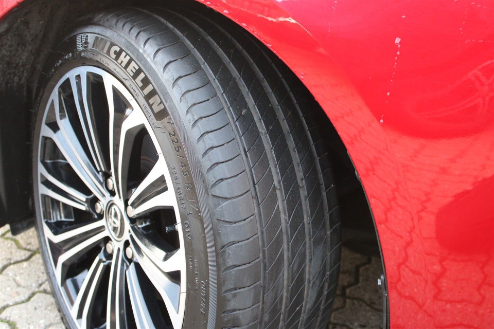 Toyota Corolla 1,8 Hybrid H3 Premium MDS 5d