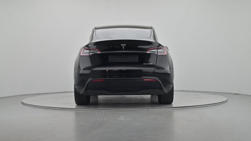 Tesla Model Y Long Range AWD 5d