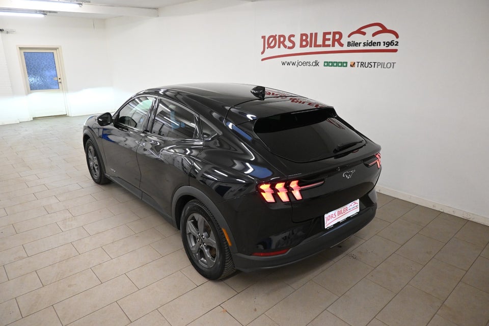 Ford Mustang Mach-E 70 Standard Range 5d