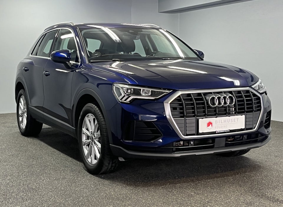 Audi Q3 45 TFSi e Attitude+ S-tr. 5d