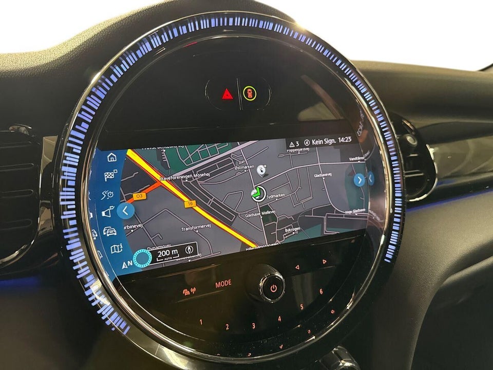 MINI Cooper SE Essential 3d