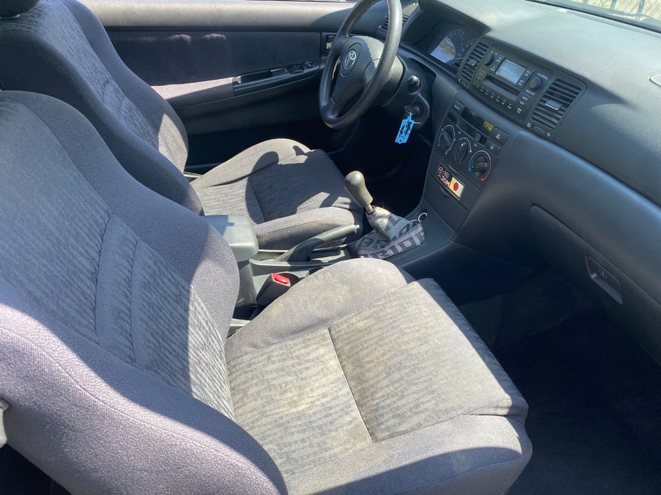 Toyota Corolla 1,4 Terra 3d
