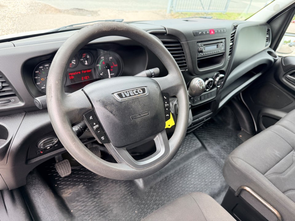 Iveco Daily 2,3 35S13 Alukasse m/lift 2d