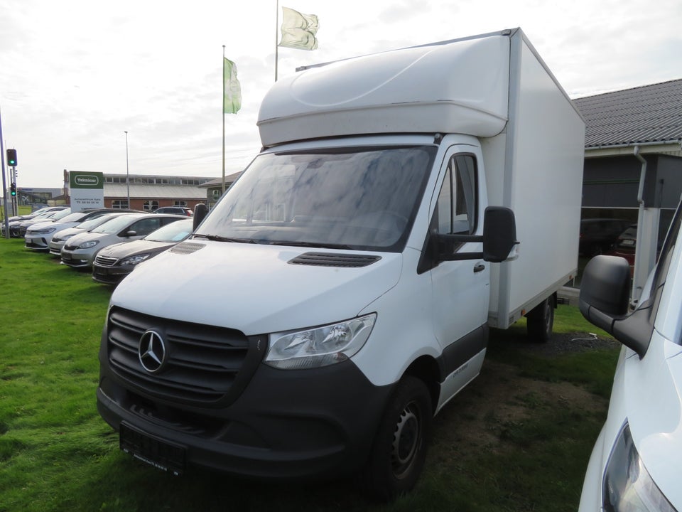 Mercedes Sprinter 319 3,0 CDi A2 Chassis aut. RWD 2d