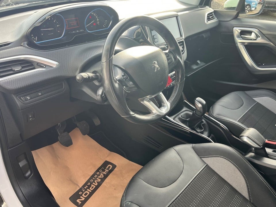 Peugeot 2008 1,2 e-THP 110 Edition+ 5d