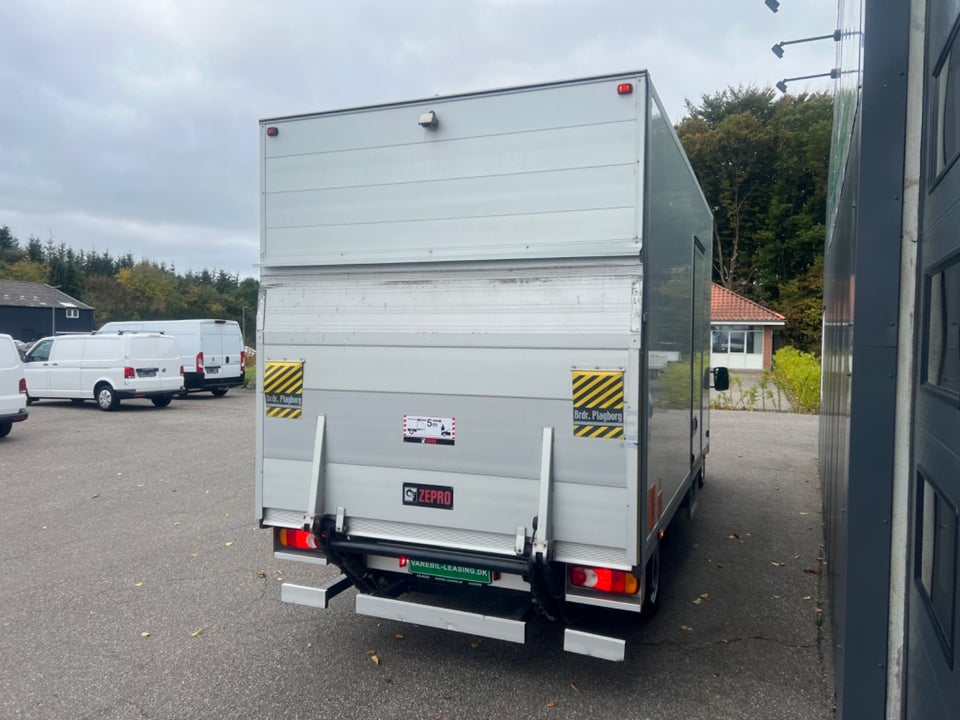 VW Transporter 2,0 TDi 150 Alukasse m/lift 2d