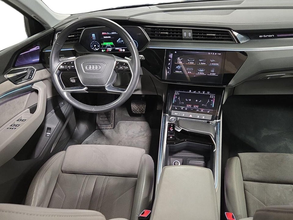 Audi e-tron 55 Advanced quattro 5d