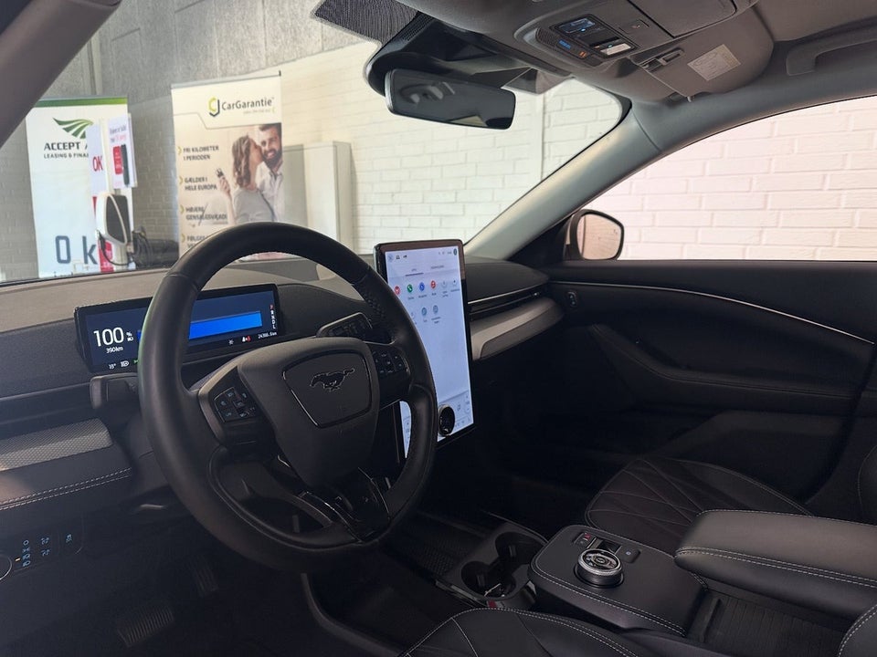 Ford Mustang Mach-E 75 Standard Range 5d