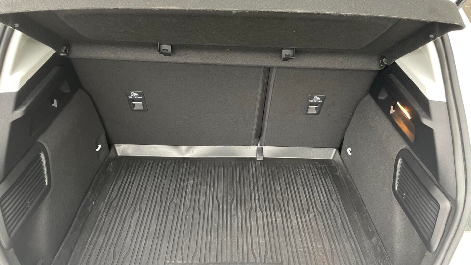 Ford Focus 1,0 EcoBoost mHEV Titanium 5d