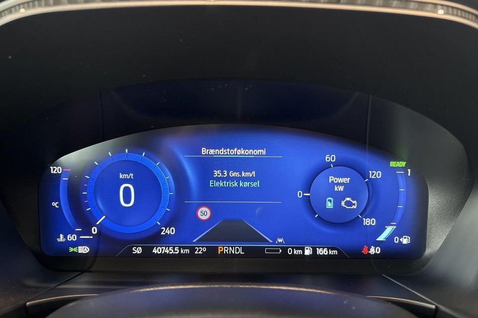 Ford Kuga 2,5 PHEV ST-Line CVT 5d