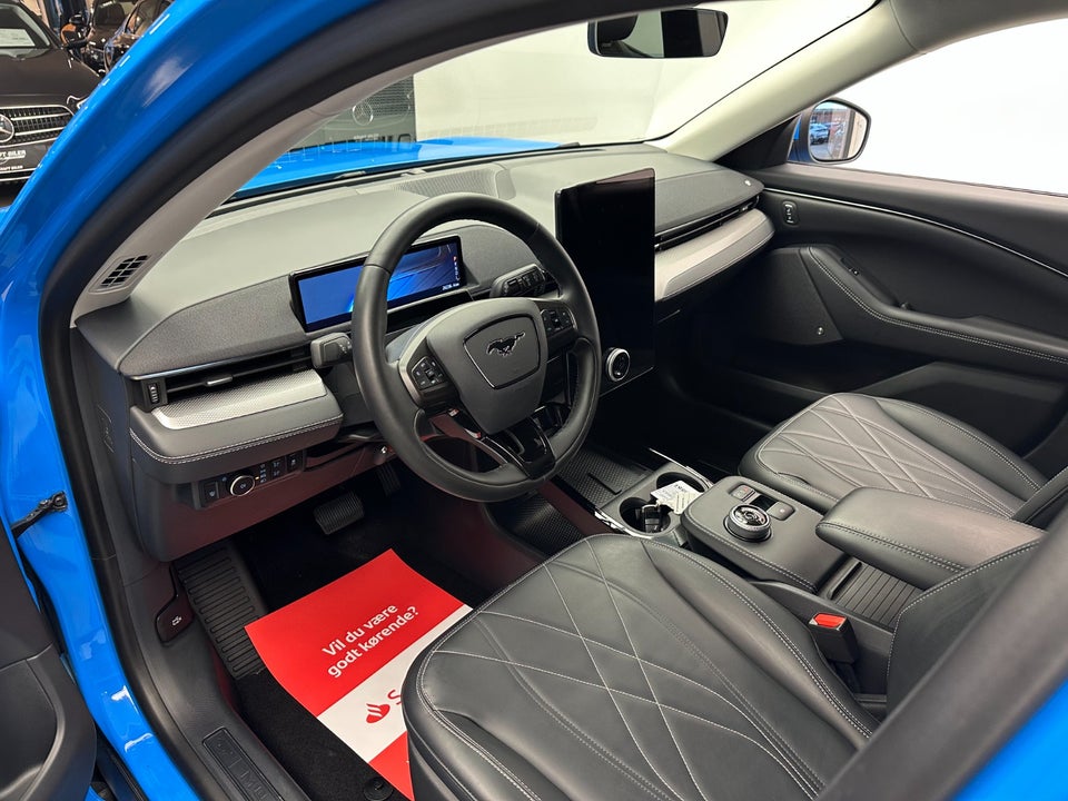 Ford Mustang Mach-E 98 Extended Range 5d