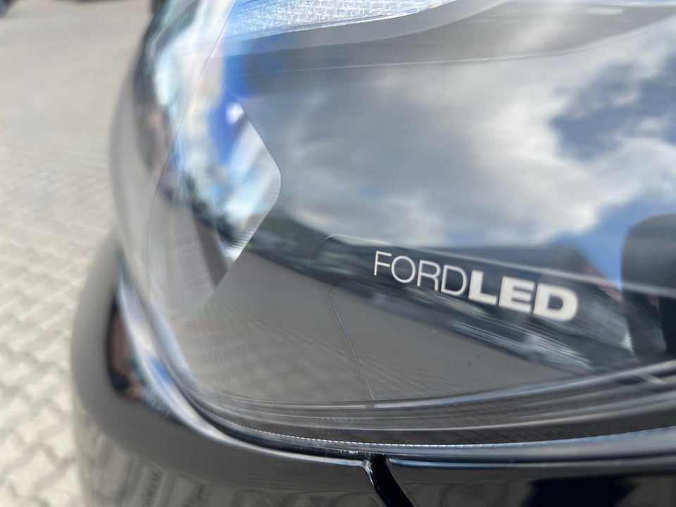 Ford Transit Custom 320L 2,5 PHEV Limited CVT