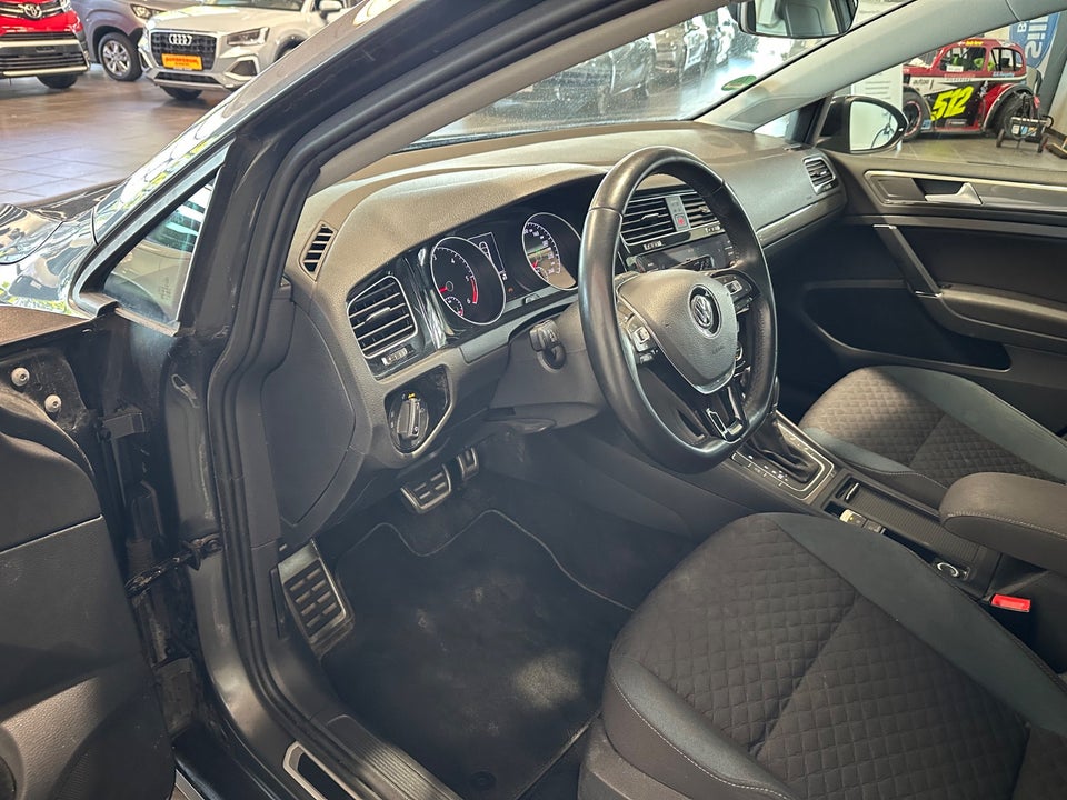 VW Golf VII 1,6 TDi 115 IQ.Drive DSG 5d