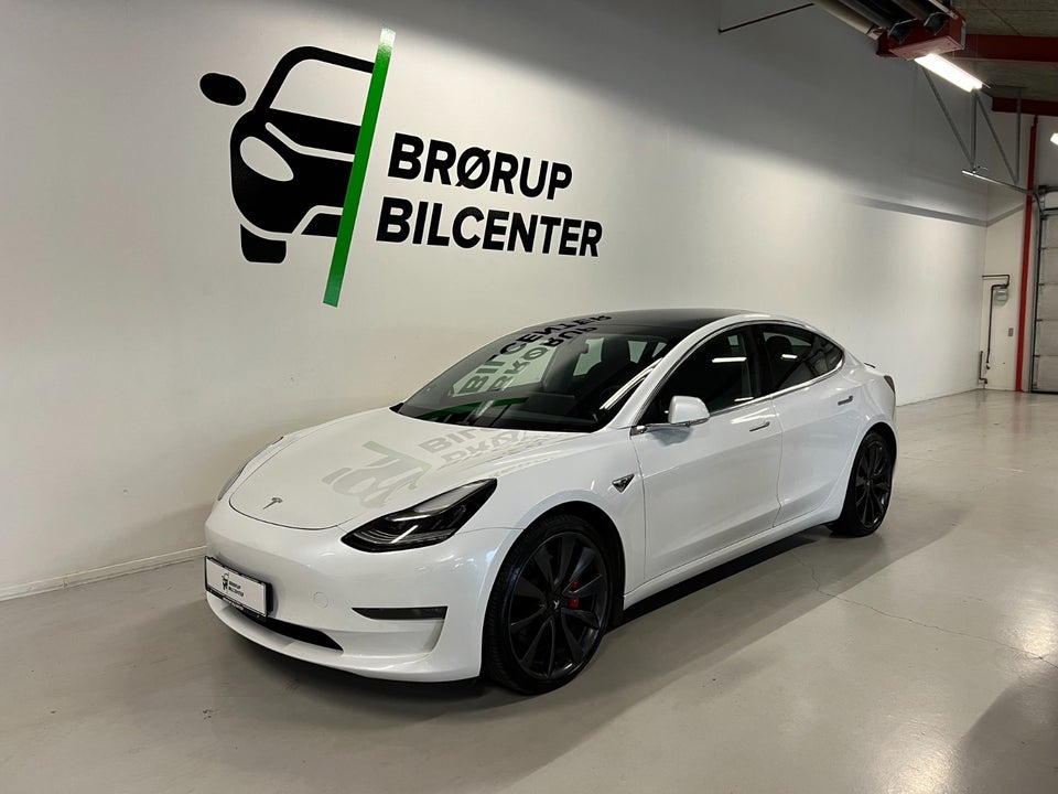 Tesla Model 3 Performance AWD 4d