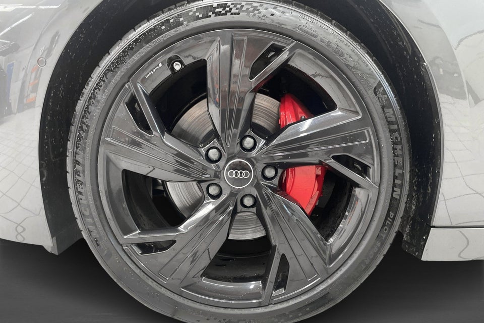 Audi A6 e-tron S-line plus performance Avant 5d