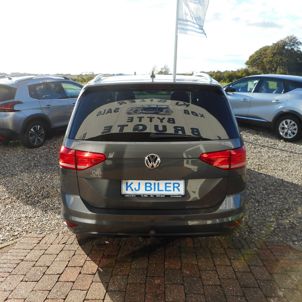 VW Touran 1,6 TDi 115 Highline DSG 7prs 5d