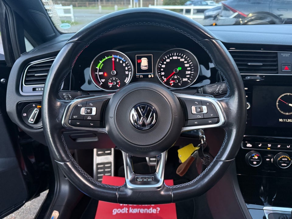 VW Golf VII 1,4 GTE DSG 5d