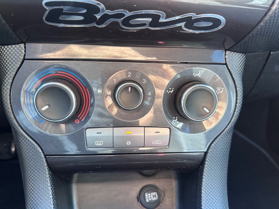 Fiat Bravo 1,4 T-Jet 120 Dynamic Evo S 5d