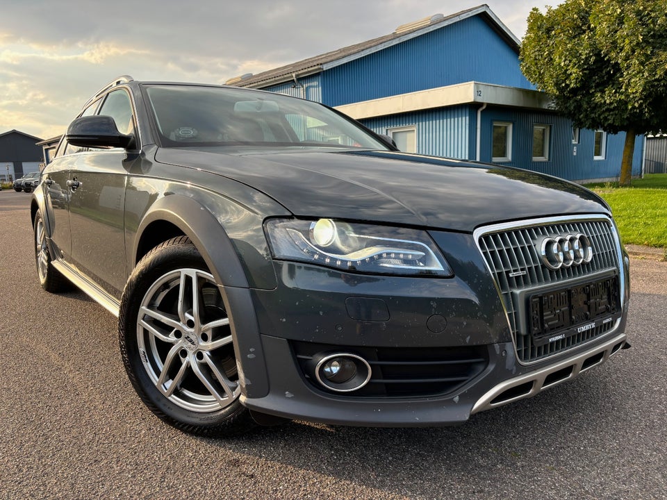 Audi A4 allroad 3,0 TDi 240 quattro S-tr. Van 5d