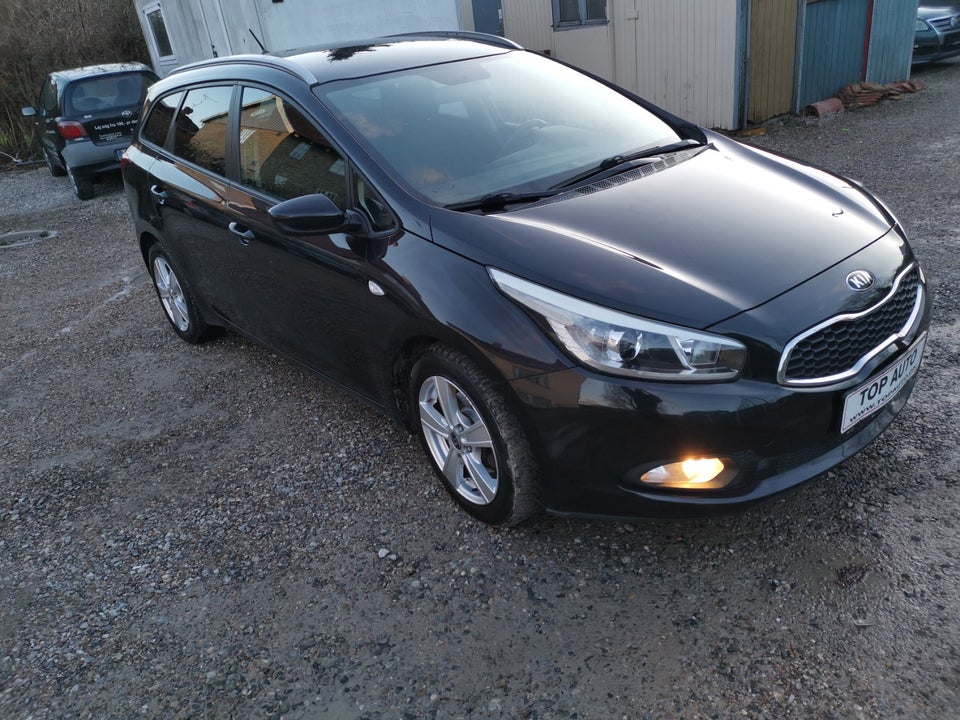 Kia Ceed 1,6 GDi Active+ SW 5d