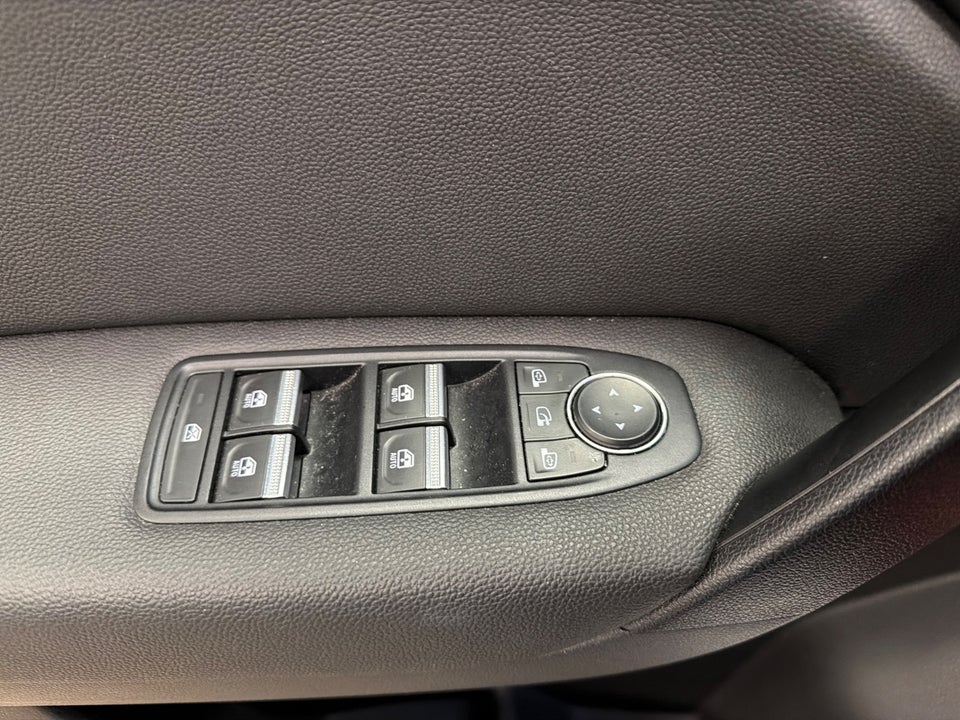 Renault Captur 1,6 E-Tech Intens 5d