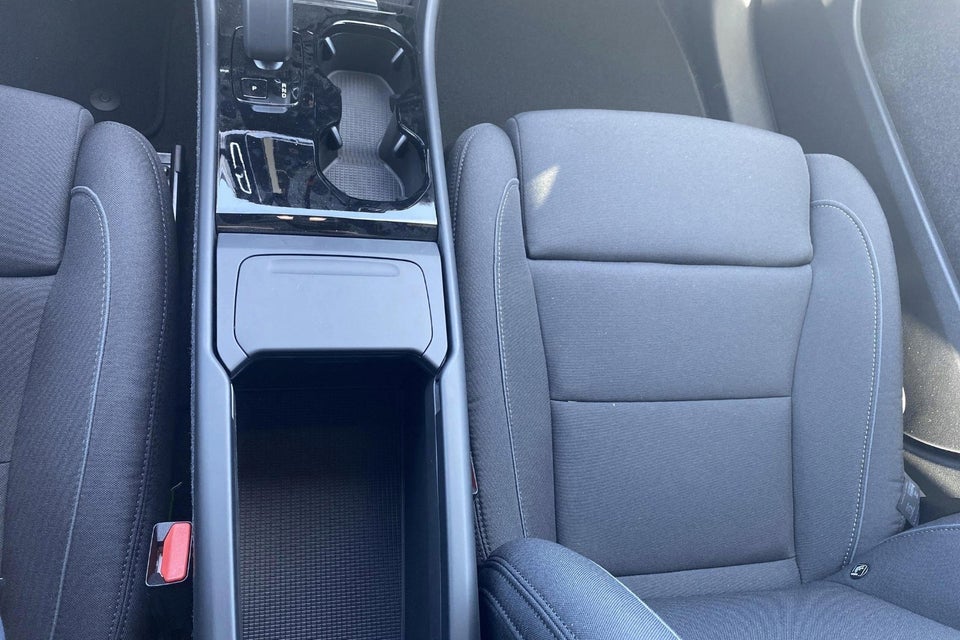 Volvo XC40 P6 ReCharge Core 5d