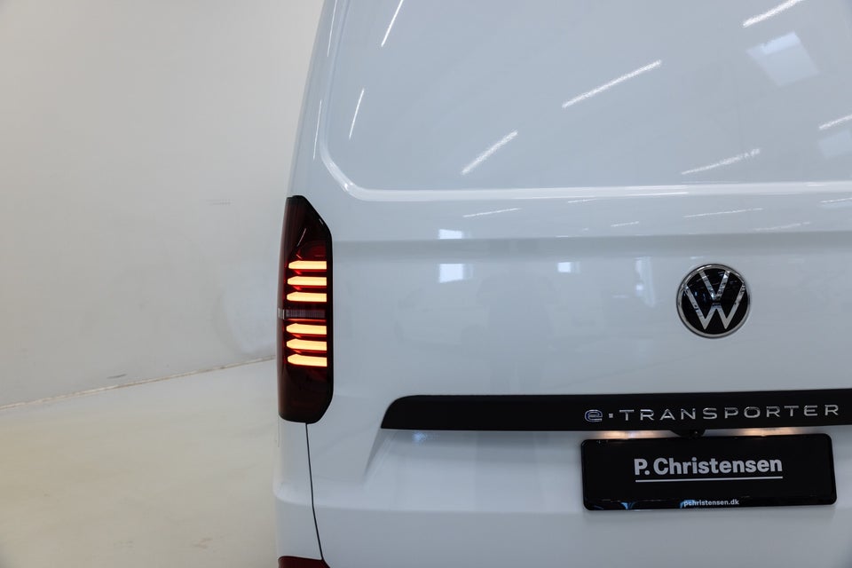 VW e-Transporter 64 Comfort Kassevogn SWB