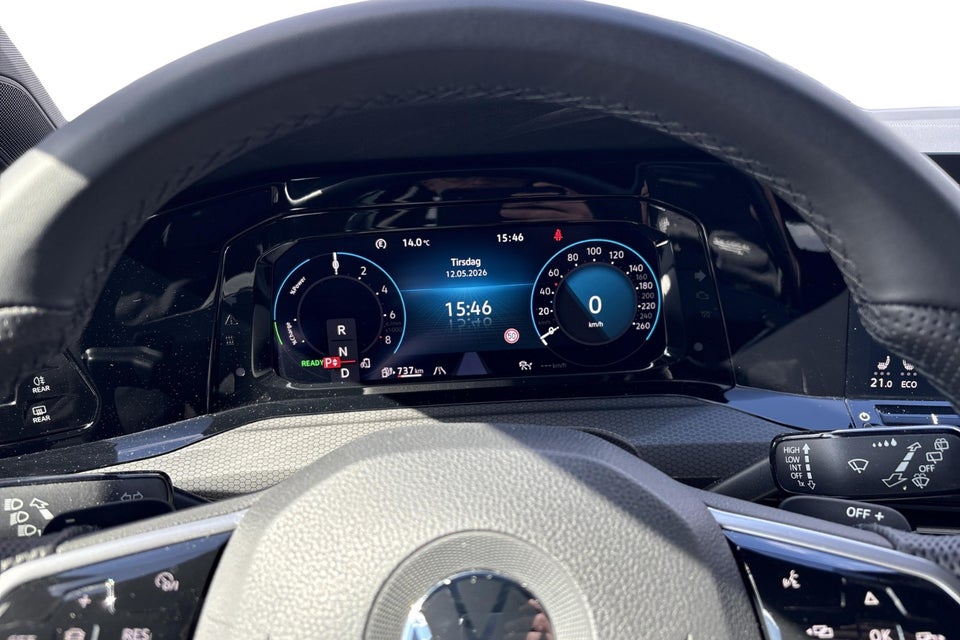 VW Golf VIII 1,4 GTE DSG 5d