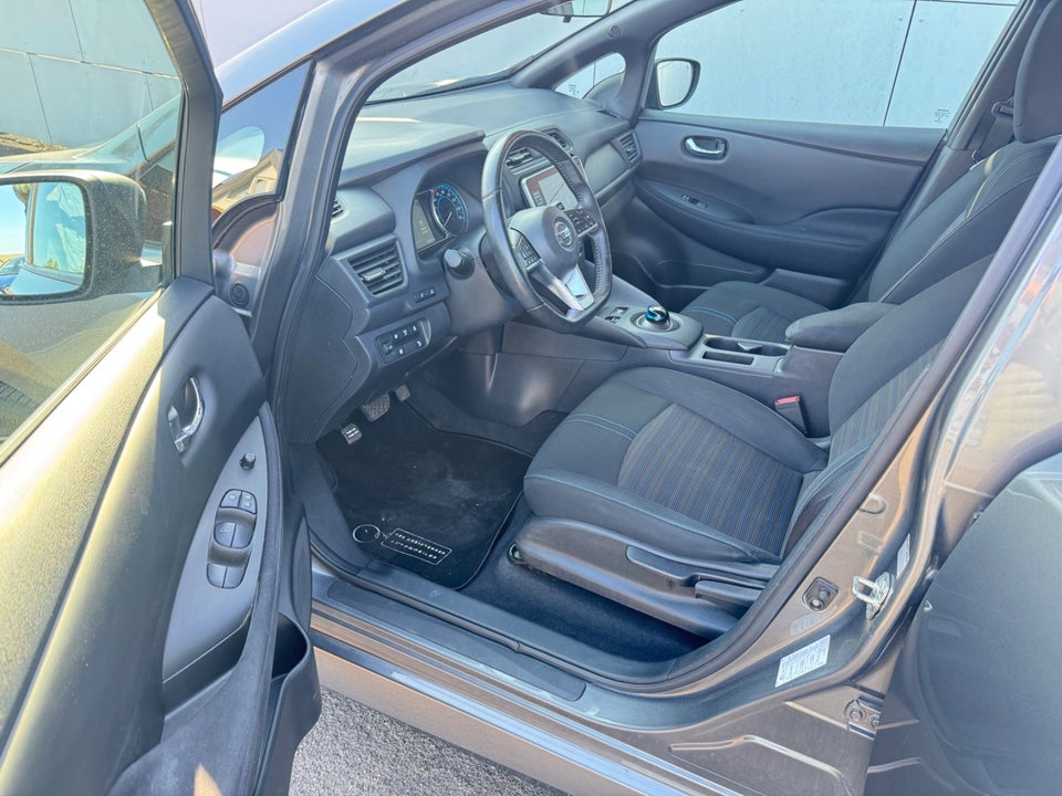 Nissan Leaf 40 Acenta 5d