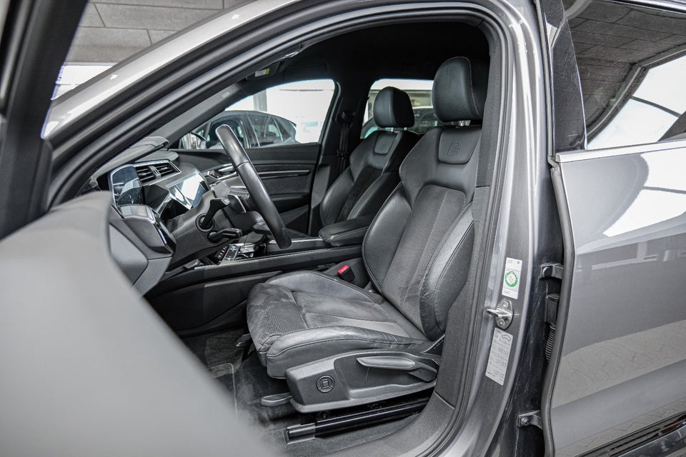 Audi e-tron 55 Advanced quattro 5d